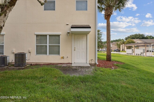 Building Photo - 574 Southbranch Dr