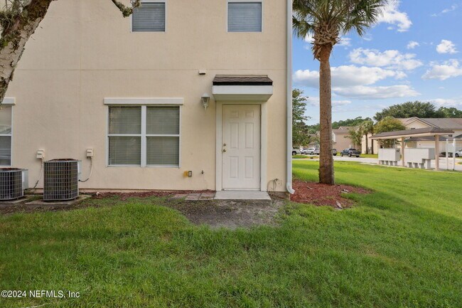 Foto del edificio - 574 Southbranch Dr