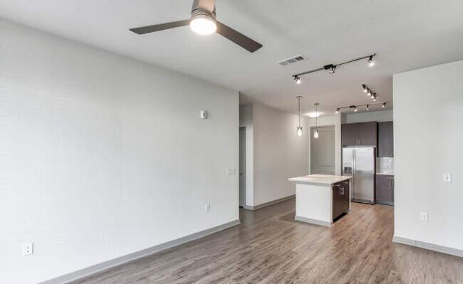 Foto del edificio - 1 bedroom in Dallas TX 75209