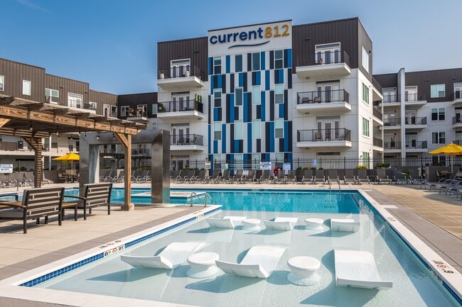 Foto del edificio - Current812
