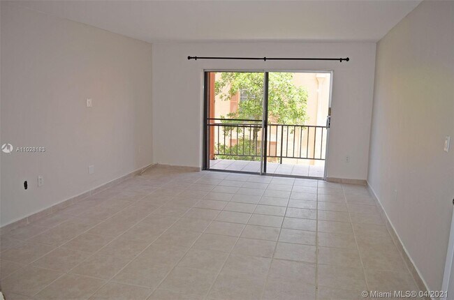 Building Photo - 7205 Miami Lakes Dr