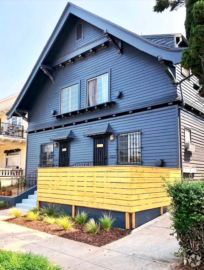 Building Photo - 1412 S Westmoreland Ave