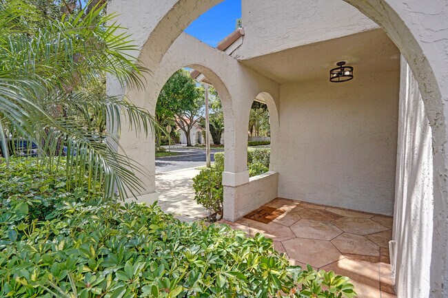 Foto del edificio - 9821 NW 5th Pl