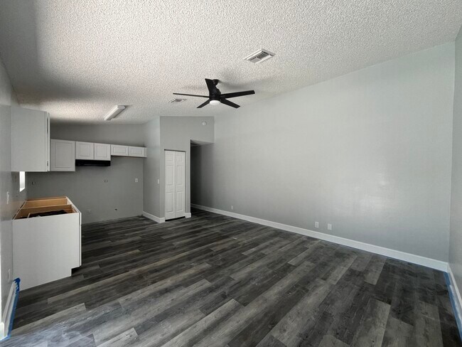 Foto del edificio - 1573 Hawthorne Pl