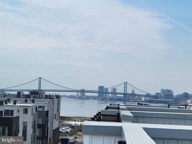 Foto del edificio - 2150 Northbank Pl