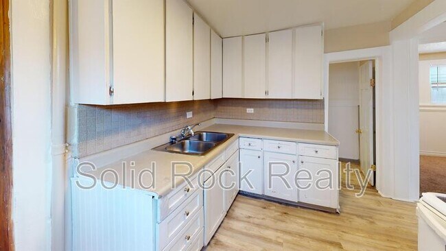 Foto del edificio - 222 E Harrison St