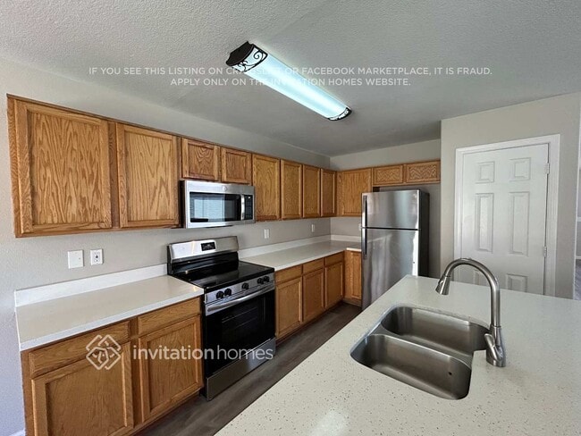 Foto del edificio - 10378 W Piccadilly Rd