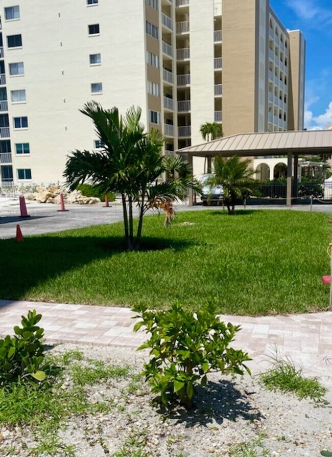 Building Photo - ** STUNNING BEACHFRONT 2/2 PENTHOUSE SEASO...