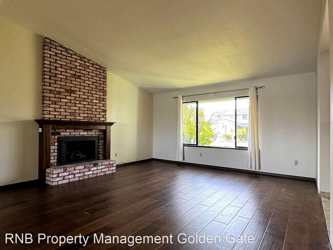 Building Photo - 4 br, 3 bath House - 89 Bahama Reef
