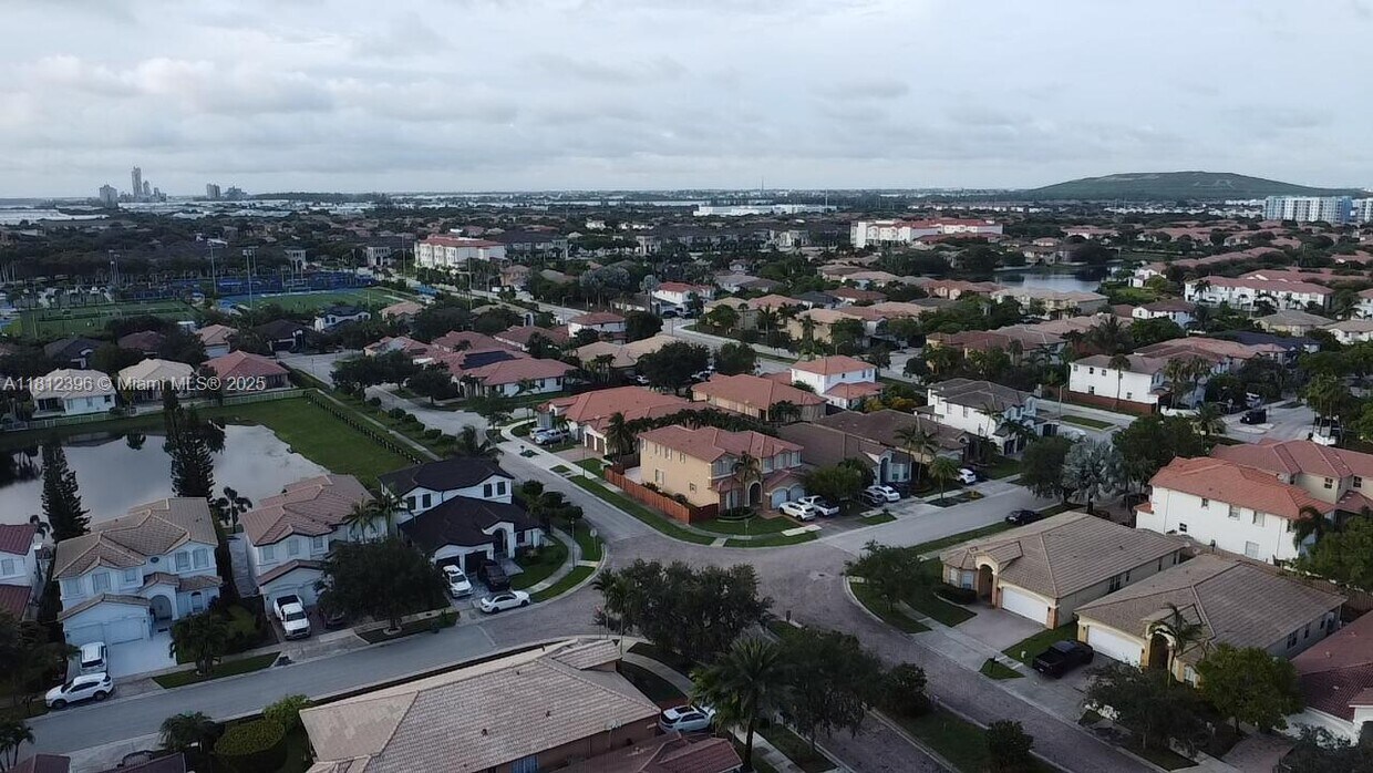 Foto principal - 11255 NW 77th Terrace