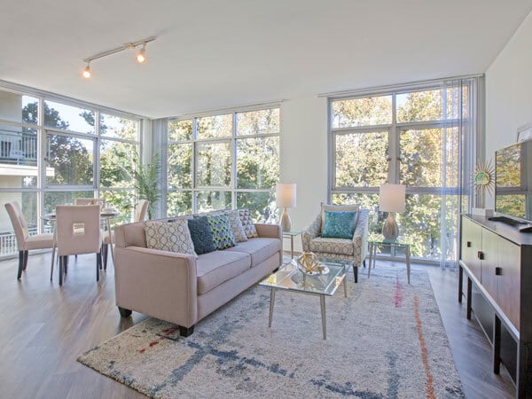 Building Photo - 33 South Third