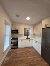 Building Photo - 286 Hawthorne Ave