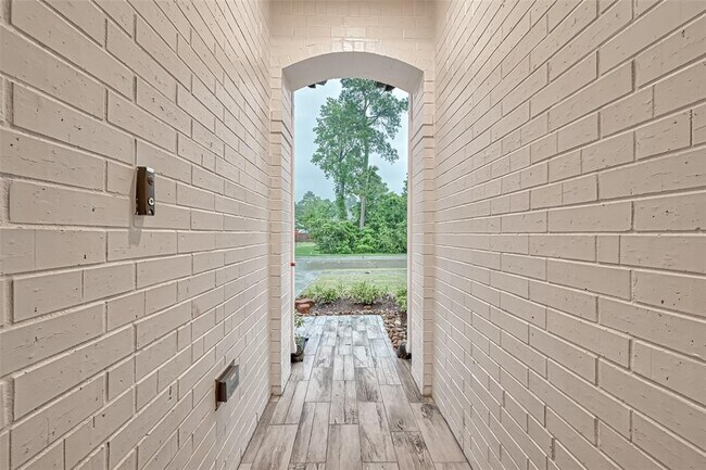 Foto del edificio - 7933 Wild Thicket Dr