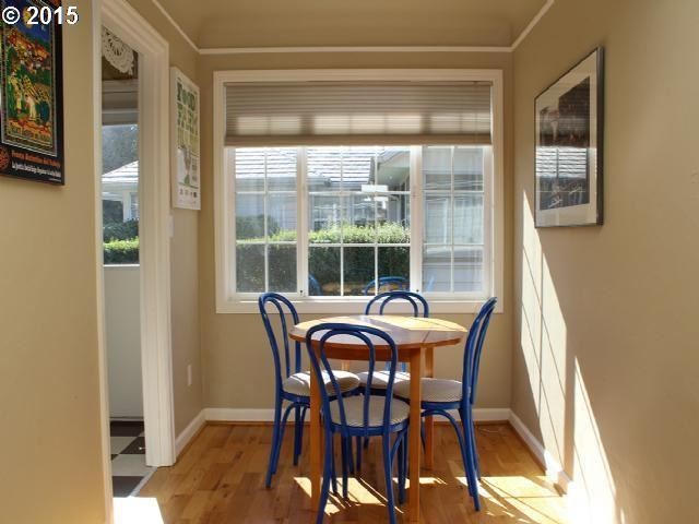Foto del edificio - 2105 NE Everett St