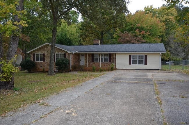 Building Photo - 180 Bruce Ct