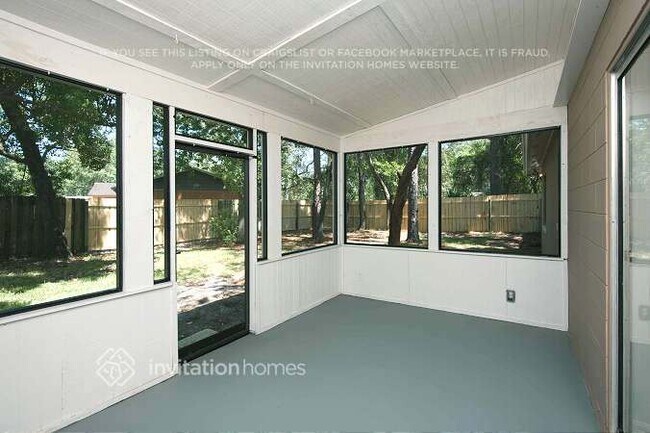 Foto del edificio - 100 Laguna Ct