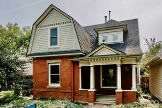 Building Photo - 1718 Mapleton Ave