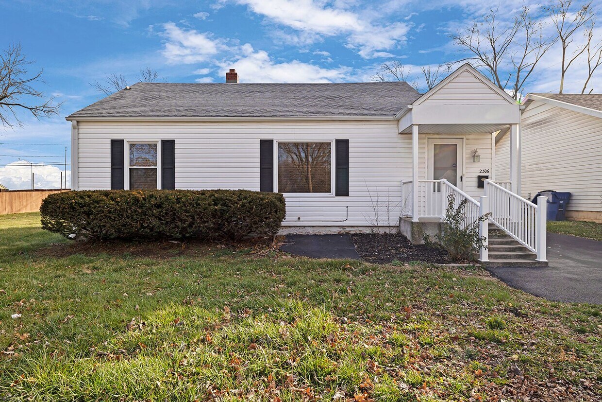 Primary Photo - Recently Updated Home!
