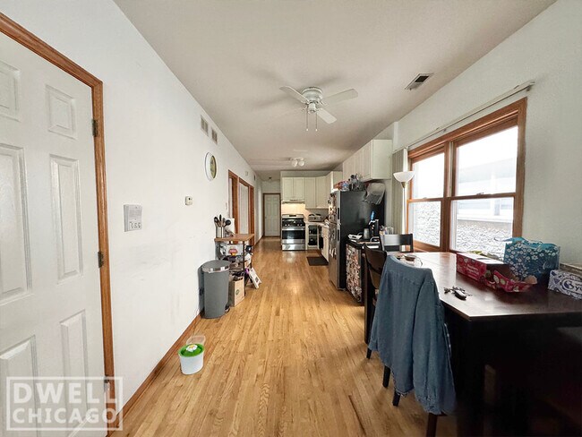 Foto del edificio - 920 N Paulina St