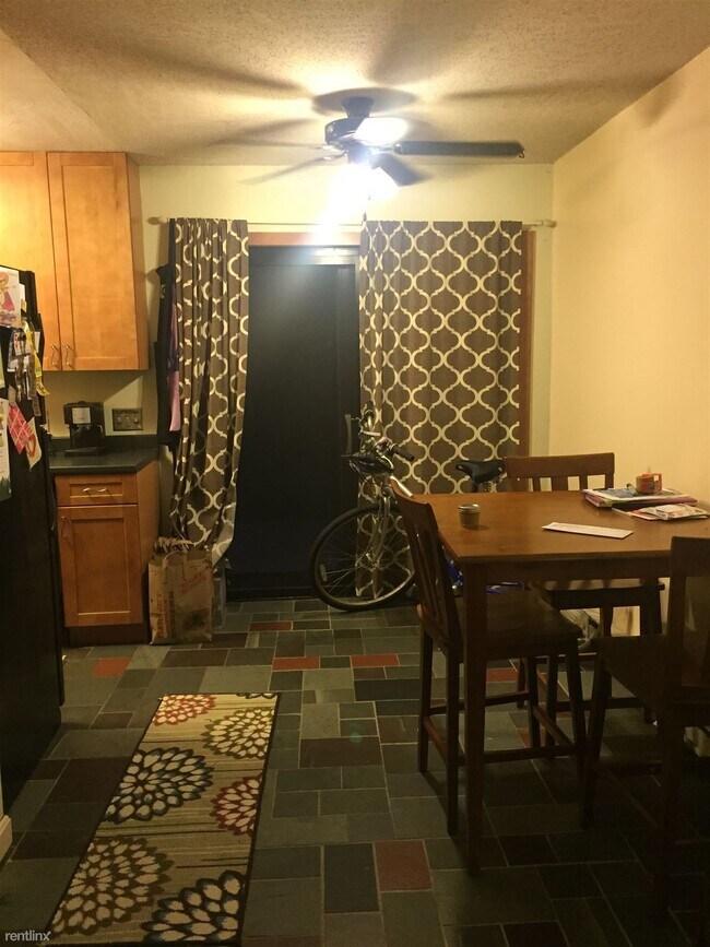 Foto del edificio - U1 Grandview Dr