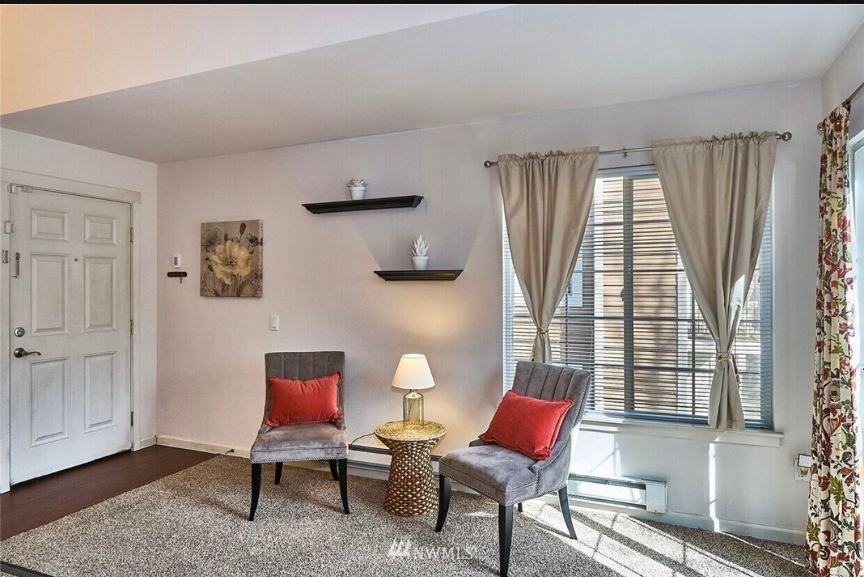 Foto principal - 2617 S 272nd St