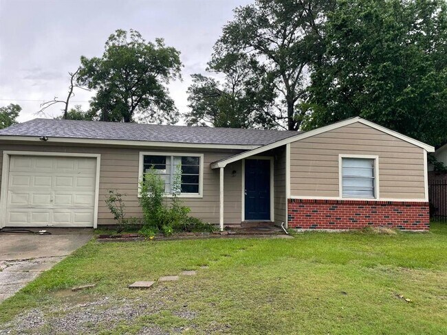 Foto del edificio - 4827 Bethany Ln