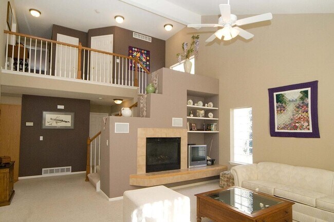 Foto del edificio - Bright Broomfield Home in Broadlands Cottages