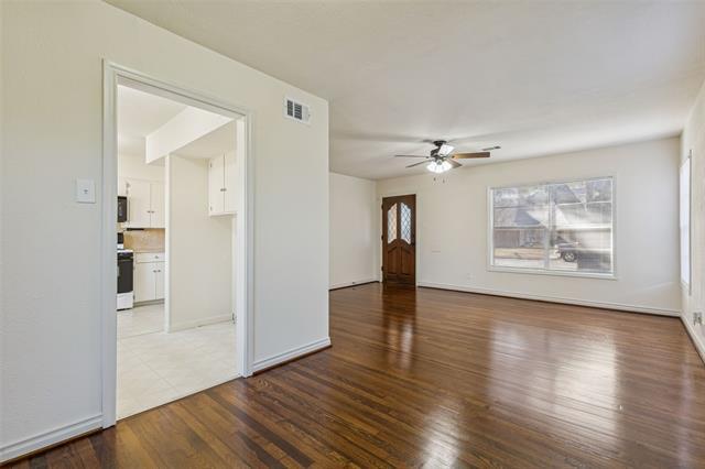 Foto del edificio - 6341 Sudbury Dr