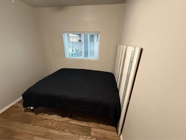 Foto del edificio - 3645 W Hadley St