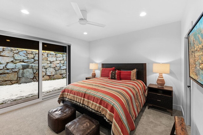 Building Photo - 85 Haverly St