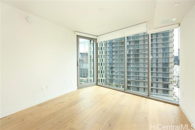 Foto del edificio - 1001 Queen St