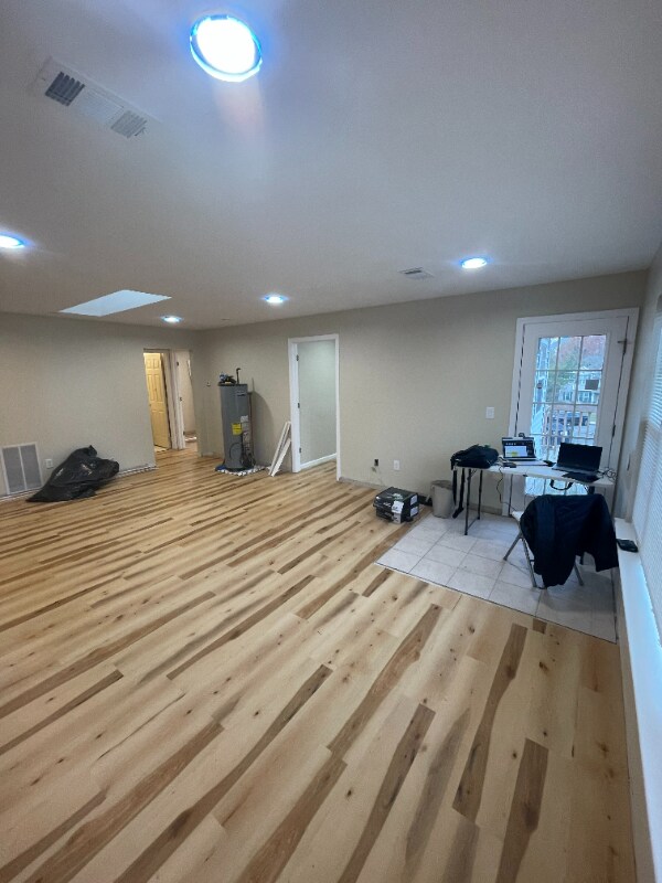 Building Photo - 176 Harlequin Glade