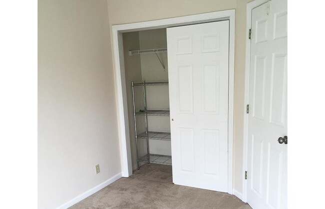 B 3227-1 Bedroom 2 - Bishop 3227