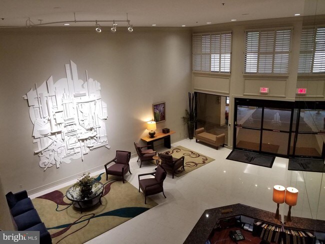 Building Photo - 21024 Valley Forge Cir