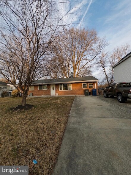 Photo - 7925 Ashboro Dr House