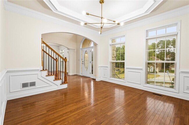 Building Photo - 2624 Crest Valley Dr