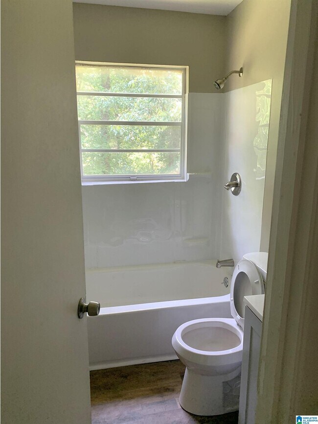 6609 Frankfort Ave, Birmingham, AL 35212 House Rental in Birmingham