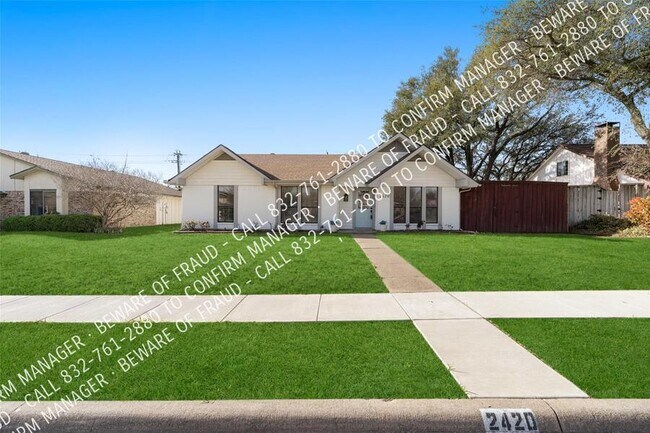 Building Photo - 2420 Majestic Dr