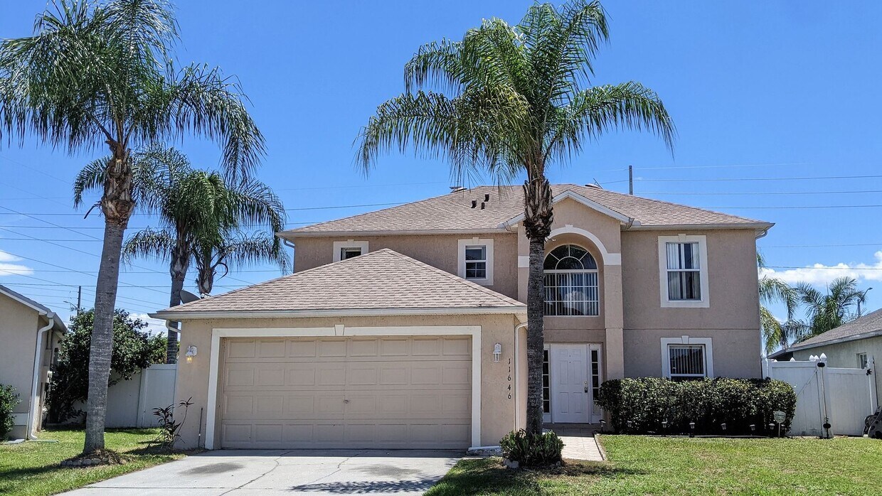 Primary Photo - Spacious 4 Bed home w/ office in Wetherbee...