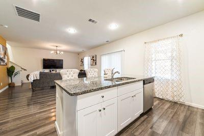Building Photo - 2617 Sagebrush Dr