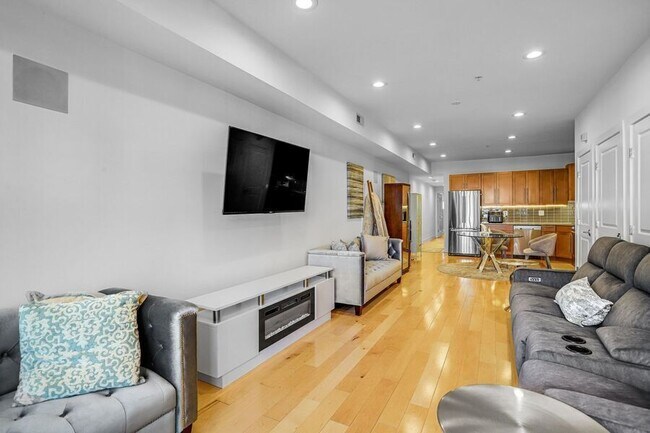 Foto del edificio - 816 Kennedy St NW