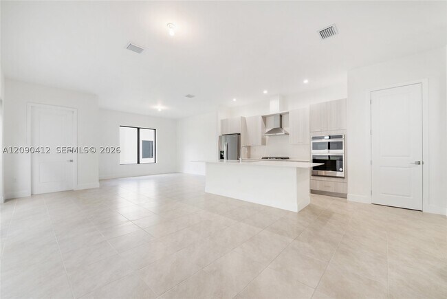 Foto del edificio - 4408 NW 80th Ave