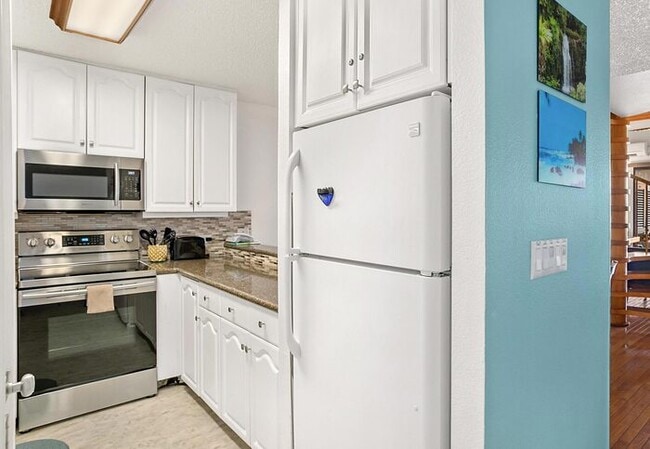 Building Photo - Kamaole Sands 7-406