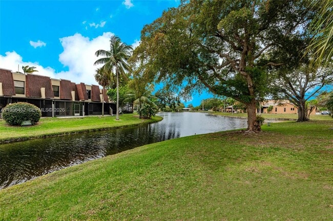 Foto del edificio - 1501 NW 90th Way