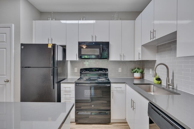 Building Photo - ARIUM Cary Park