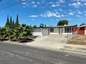Building Photo - 27650 La Porte Ave