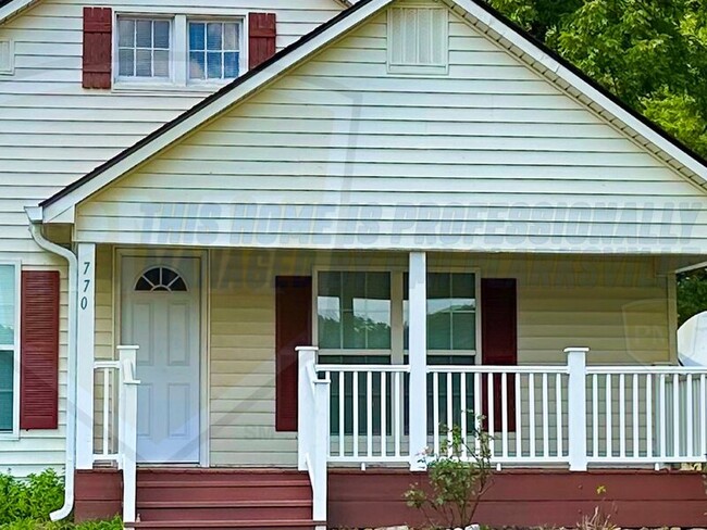 Building Photo - 770 Salmon Branch Rd