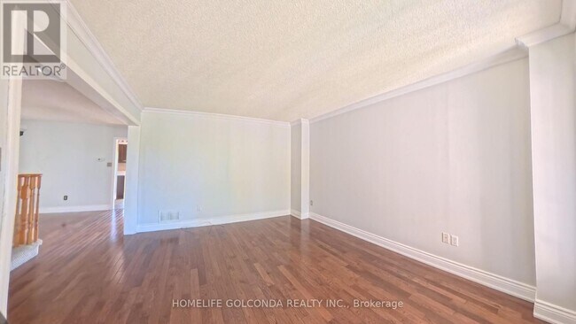 Building Photo - 105 Widgeon St