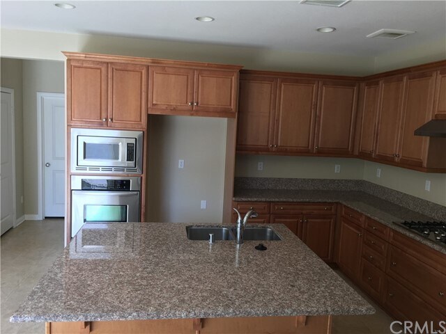 Foto del edificio - 6872 Vanderbilt St