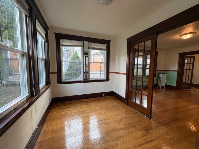 Foto del edificio - 157 Hillside St